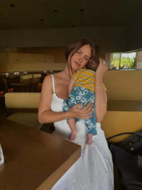 Jesinta Franklin Reveals Name of Third Child with AFL Legend Buddy Franklin