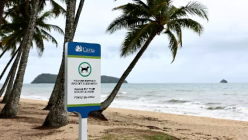 Palm Cove Residents Demand Relocation of Off-Leash Dog Sign