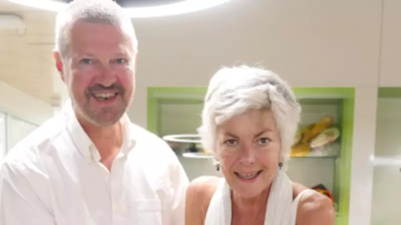 Terminally Ill British Bride Weds Partner at Australian Cancer Centre