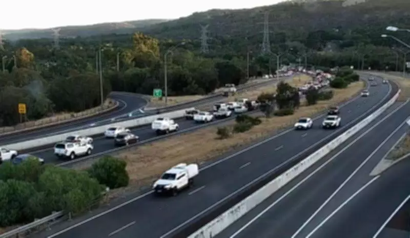 Tonkin Highway Northbound Shut After Critical Crash, Commuters Urged to Detour