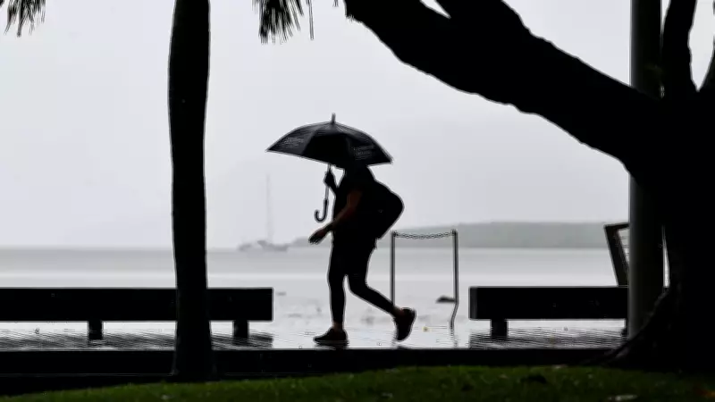 Tropical Cyclone Threatens Far North Queensland with Friday Landfall