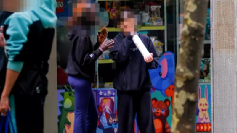 Websites Deliver Deadly Nitrous Oxide to Geelong Youth in Under an Hour