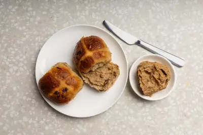 DCB's Easter Hot Cross Bun Hack: A Simple Twist for a Festive Treat
