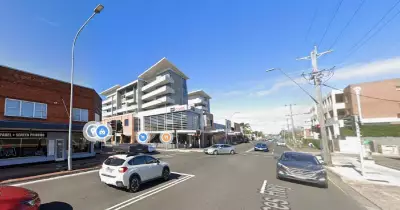 Elderly Woman Scammed in Fairy Meadow Car Park, Police Warn of Statewide Pattern