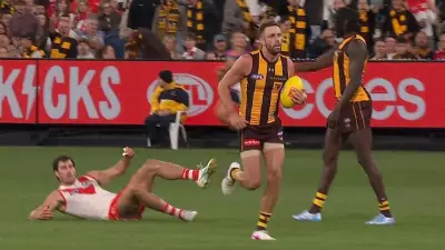Hawthorn Stuns Sydney in MCG Thriller, Defying Mitchell's Record