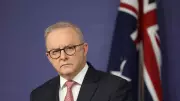 Albanese Urged to Maintain Firm Stance on Iran Amid Global Tensions