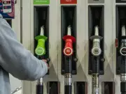 Australian Drivers Rush to Fuel Stations Amid Middle East Conflict Price Fears