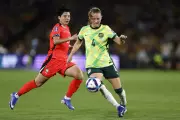Matildas Defender Clare Hunt Braces for Physical Asian Cup Clash Against North Korea