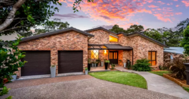 Charlestown East Family Home with Heated Pool and Reserve Views