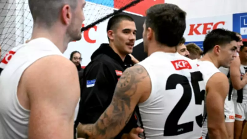 Collingwood's Reef McInnes suffers second ACL injury in 12 months