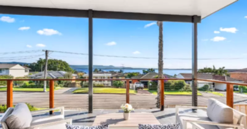 First Home Buyers Win Mount Warrigal Home for $1.02 Million at Auction