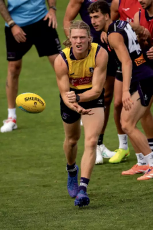 Fremantle Coach Justin Longmuir Welcomes Hayden Young's Return as 'Good Problem'