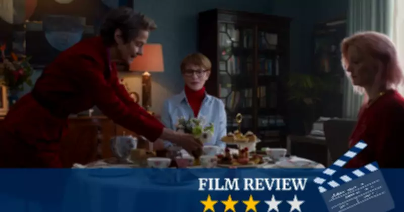 Jim Jarmusch's 'Father Mother Sister Brother' Explores Strained Family Bonds