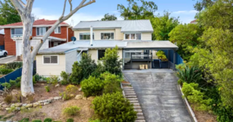 Keiraville Family Home Offers Tranquil Retreat with Modern Amenities