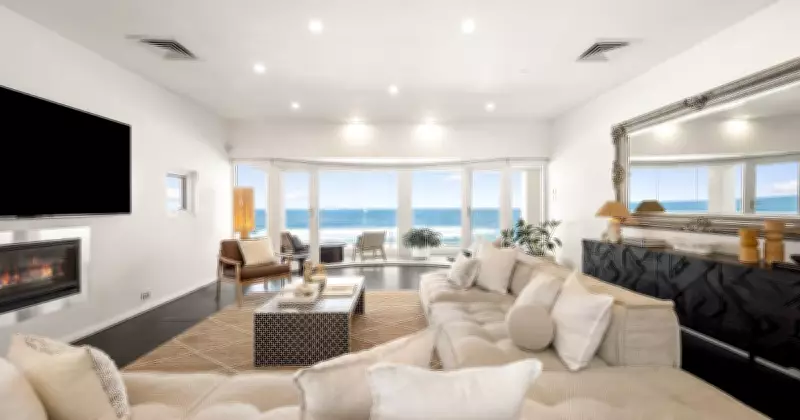 Luxurious John Parade Residence Offers Ultimate Coastal Lifestyle in Merewether
