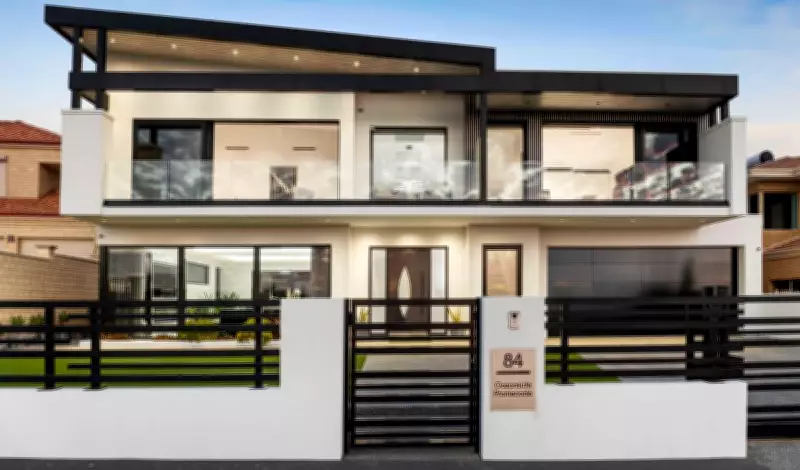 Luxury Mullaloo Beach House with Ocean Views and Self-Contained Wing Hits Market