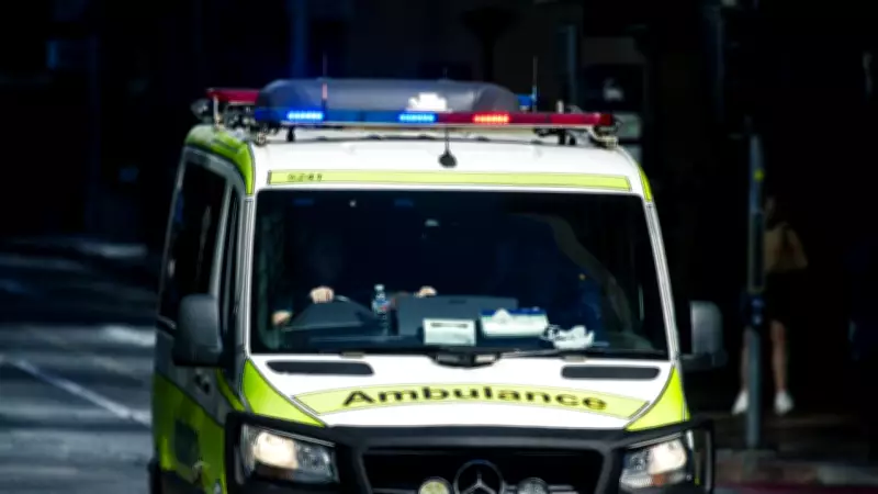 Man Dies, Woman Hospitalised After Fatal Crash Near Mareeba in Queensland