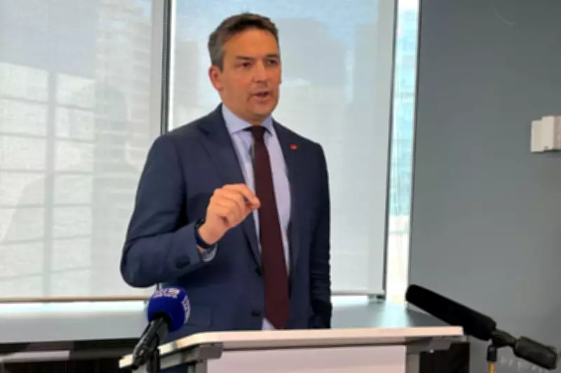 New Minister Confronts Ambulance Ramping Crisis as Latest Data Reveals Escalation