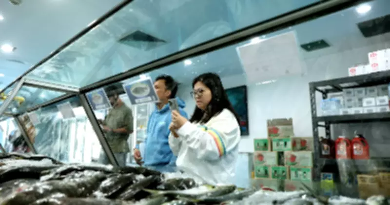 Newcastle Commercial Fishermen's Co-op Sees Shorter Easter Queue