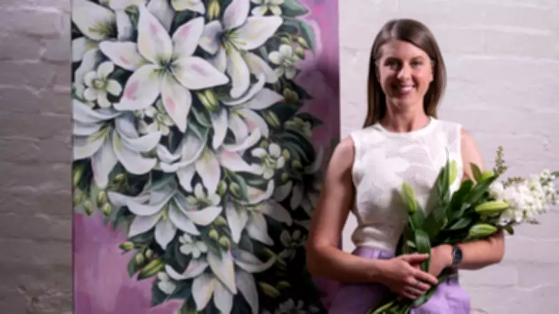 Paramedic Sarah Drew Finds Therapeutic Calling Painting Wedding Bouquets