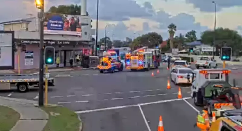Peak-Hour Chaos in Perth After Car Rollover Shuts Canning Highway