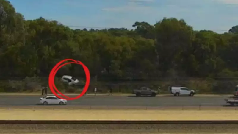 Perth Traffic Chaos: Crash and Bushfire Disrupt Mitchell Freeway and Leach Highway