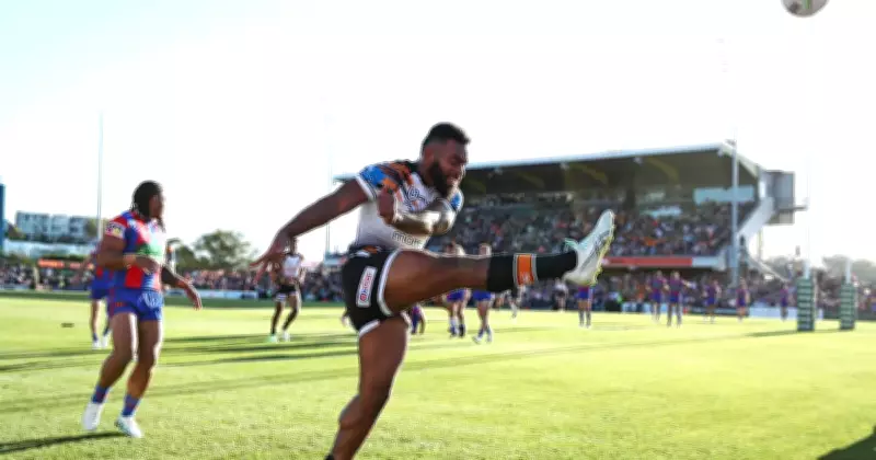 Wests Tigers End Campbelltown Losing Streak with 44-22 Victory Over Newcastle Knights