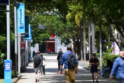 ANZ warns criminal gangs recruiting young Australians as money mules