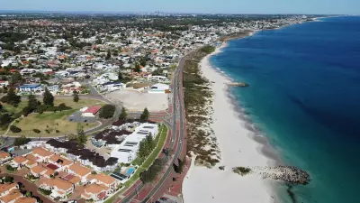 Sorrento Beach Groynes Repair to Close Sections for Weeks