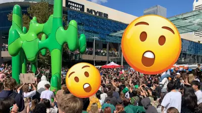 Thousands of Perth Teens Gather to 'Hail the Cactus' in Bizarre Sculpture Devotion
