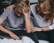 Australian Psychotherapist's Personal Estrangement Sparks National Support Group