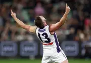 Fremantle Dockers and Collingwood Magpies to Clash in Gather Round Blockbuster