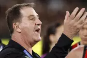 St Kilda coach Lyon claims no relationship with media