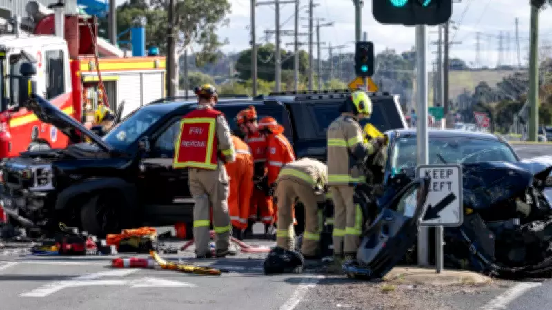 Car Crashes Into Traffic Light, Disrupting Major Corio Road