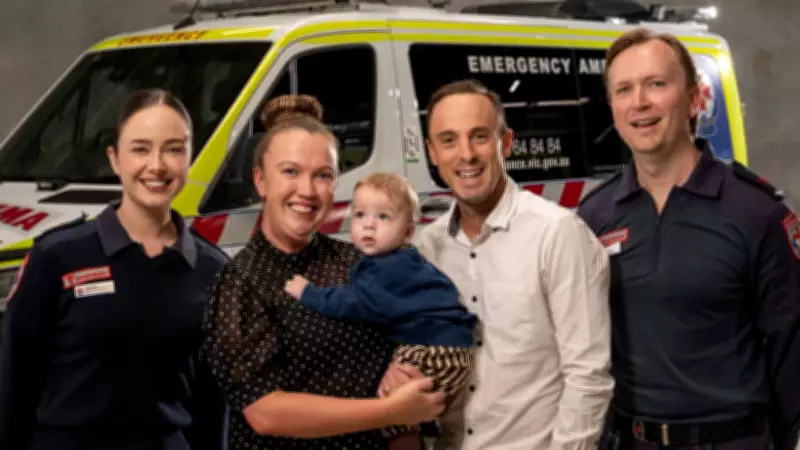 Geelong Family Thanks Paramedics After Dramatic Home Birth