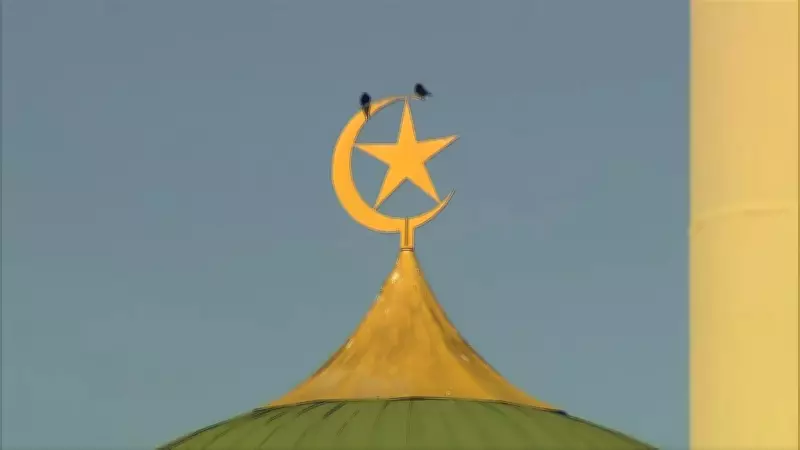 Man charged after threatening worshippers at Brisbane mosque
