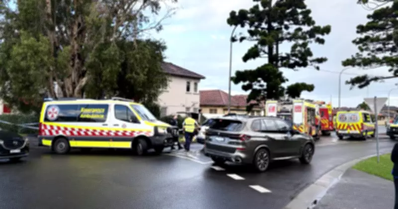 Man in critical condition after car hits pole in Wollongong