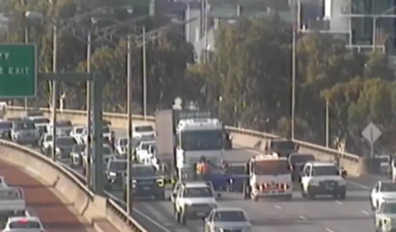 Mitchell Freeway Crash Causes Peak Hour Chaos in Perth CBD