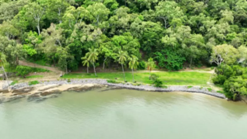 Taylor Point Owner Accused of Harassing Beachgoers Over Public Access
