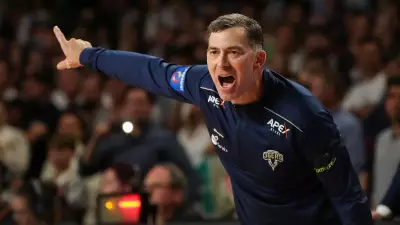 Adelaide 36ers coach Mike Wells quits after contract extension