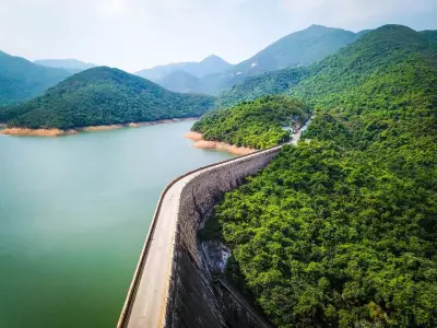Discover Hong Kong's Green Side: Hiking and Heritage in Wan Chai