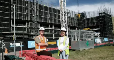 Newcastle Uni Students Create Turntable Plaza Design