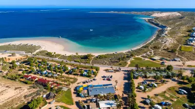 WA Tourism Bookings Drop 30%, Staff Cuts Hit a Third of Businesses