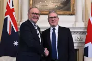 Albanese Backs UK PM Starmer Amid Resignation Calls