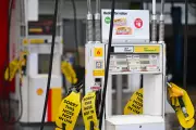 Australia to Build Billion-Litre Fuel Reserve in $10B Plan