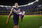 Fremantle's Mason Cox seeks love in WA, hints at US return