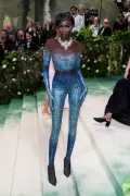 Supermodel Anok Yai Slams Washington Post Over False Met Gala Claims