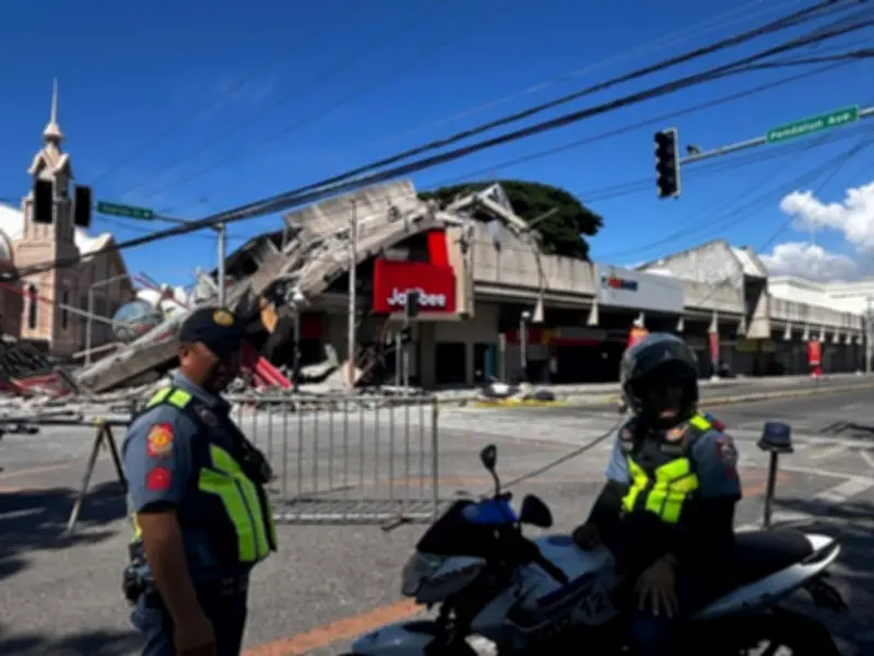7.8-Magnitude Quake Hits Philippines, Kills Three, Triggers Tsunami Warnings