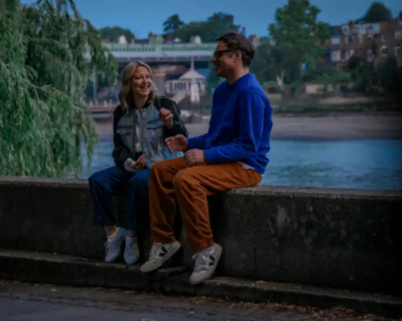 Alice and Steve Review: Icky Comedy Feels Dated and Embarrassing