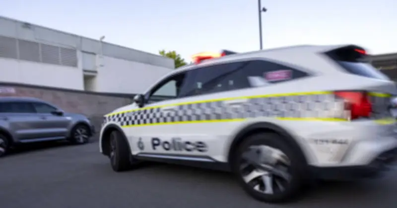 Alleged jewellery thief caught asleep at wheel of running car in Canberra